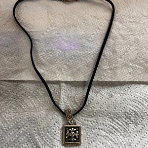 ATI Mexico 925 Sterling Pendant Suede Chain Necklace